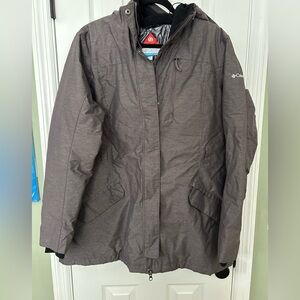 Columbia Women's Grey Snow Jacket
